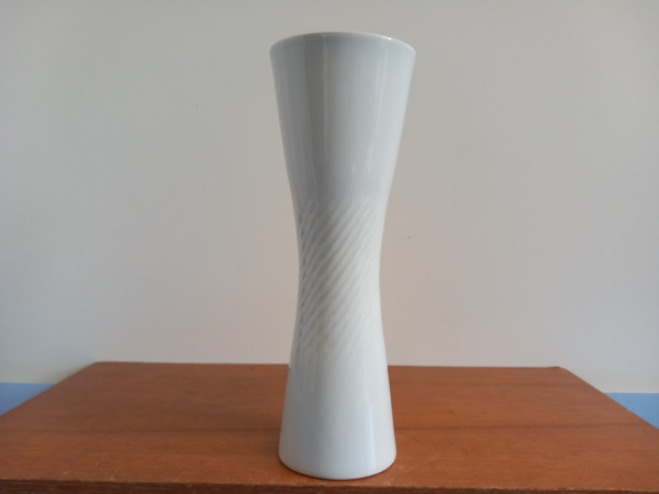 Hutschenreuther Spindel Shape Diabolo Porcelain Vase 1960s