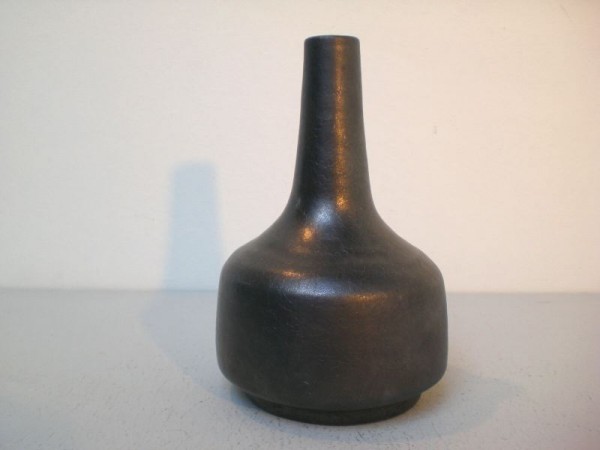 Small studio vase - Kerstin Unterstab