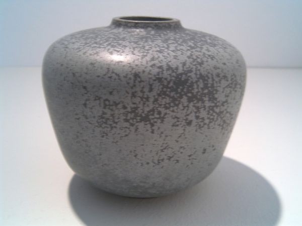 Grün-gesprenkelte Vase Hameln