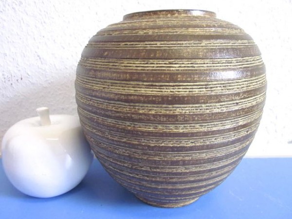 Fine German studio art pottery vase Duemler & Breiden