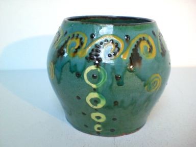 Jugendstil-Vase mit Malhorndekor
