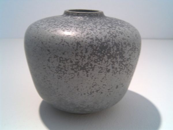 Green-mottled vase Hameln