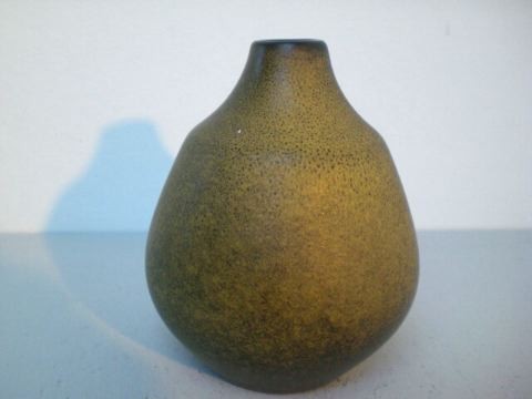 Kleine Vase mit braun-grüner Glasur - Bückeburg