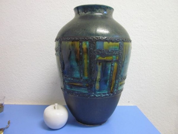 Huge Carstens WGP LAVA floor vase with rare decor