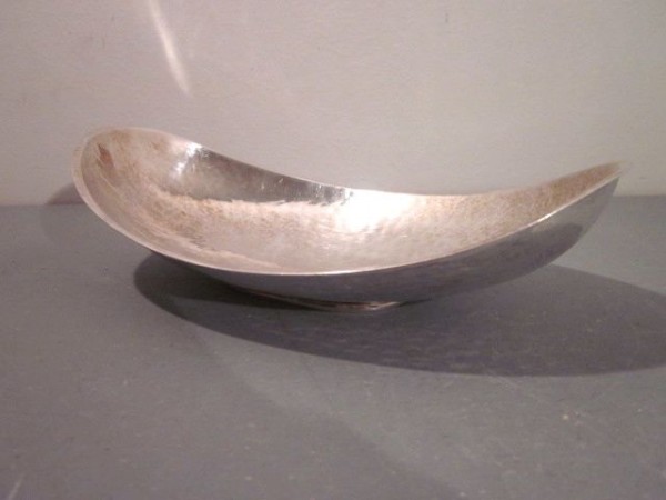 Versilberte Schale Hammerschlagdekor - Wellner