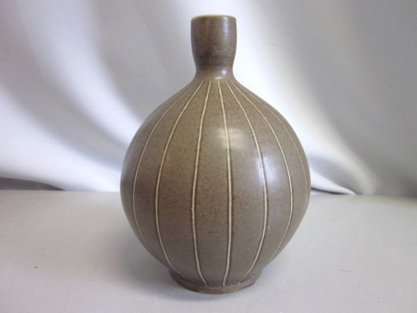 Studio pottery vase - Carl Fischer