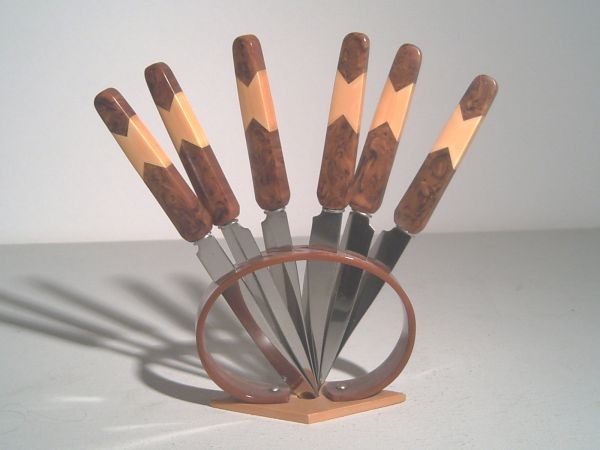 6 fruit knives with stand - bakelite