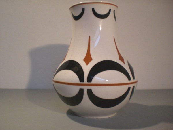 Fine Art Déco vase by Carstens Gräfenroda