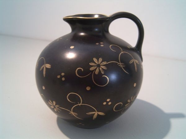 Wächtersbach jug vase with golden decor