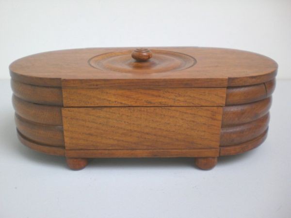 Große Art Deco-Schmuckschatulle aus Holz