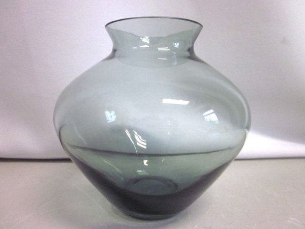 Bulbous turmalin vase - Wilhelm Wagenfeld - WMF