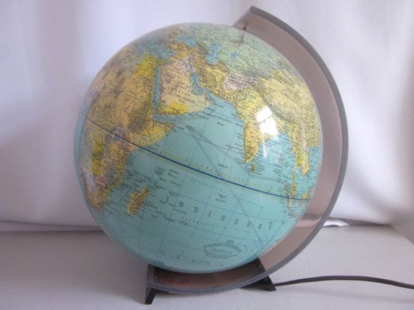 Riesiger Columbus Globus Leuchtglobus 70s Plexi