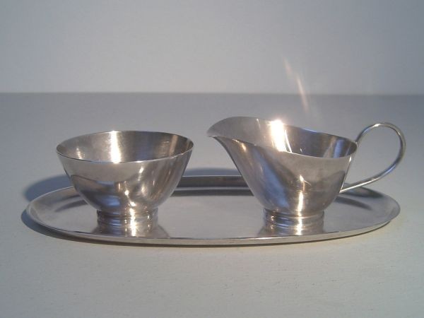 WMF milk and sugar-set on tray