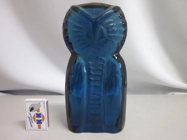 Tall crystal owl - Bohemia 70s