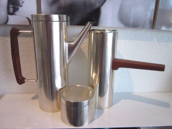 Coffee pot, creamer & lidded box - Karl Dittert