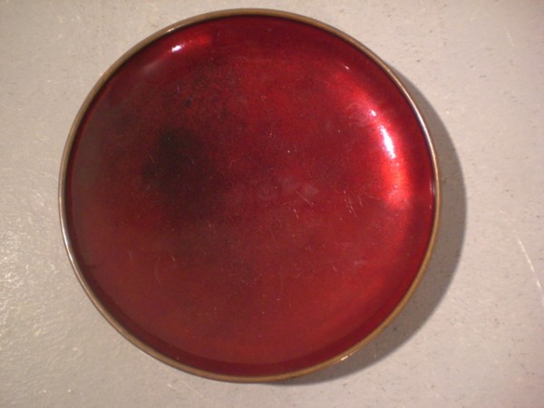 Red enamel bowl - A.G. Bunge