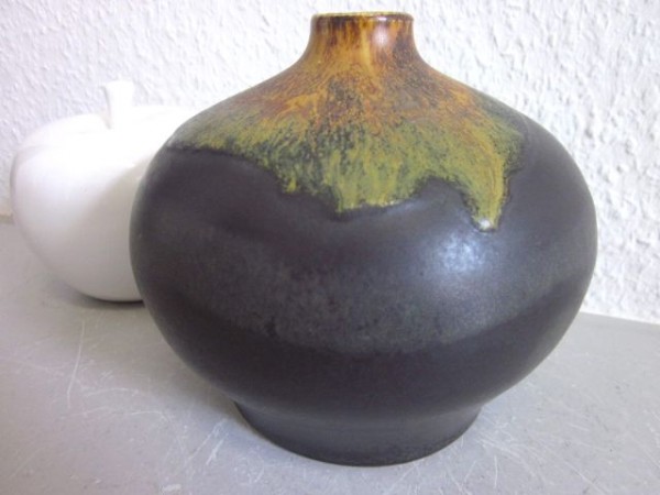 Studio pottery vase - Till Sudeck