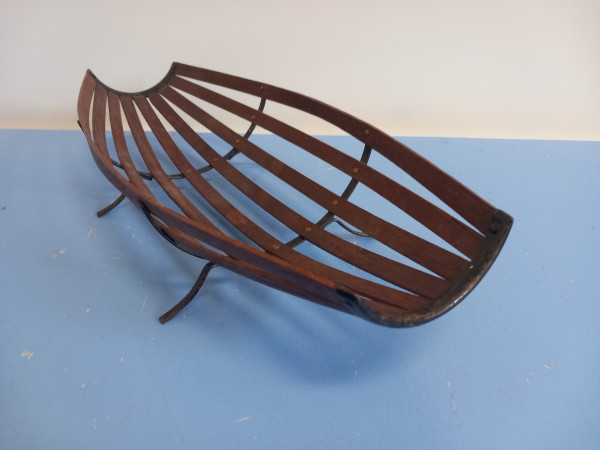 Obstkorb aus Teakholz und Metall – 50er-Jahre Mid-Century Design