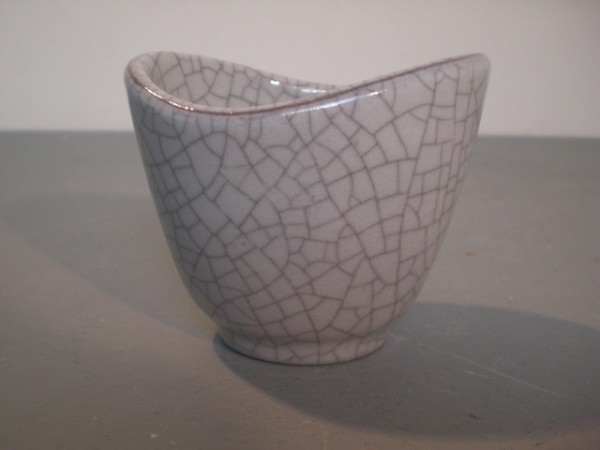 Vase with crack decor - Karlsruhe Majolika