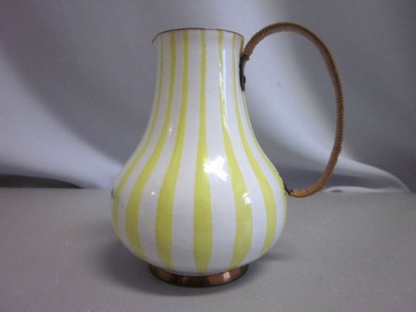 Enamel pitcher with wicker handle - A.G. Bungecane