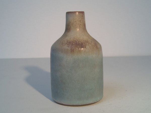 Small studio ceramic vase - Kubicek