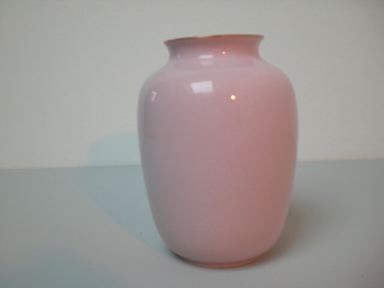 Kleine Art Deco-Vase in rosé - Metzler & Ortloff