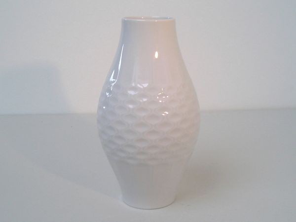 Vase mit Rautenreliefmuster - Alka Kunst