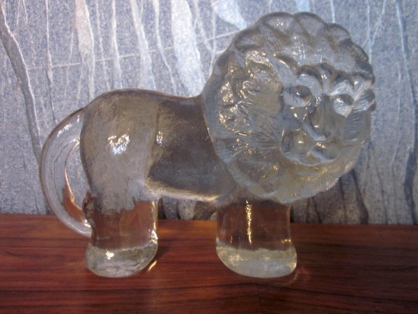 Lion Zoo Line - Eric Hoglund