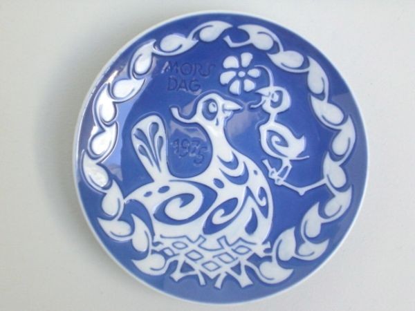 Muttertagsteller Royal Copenhagen 1975